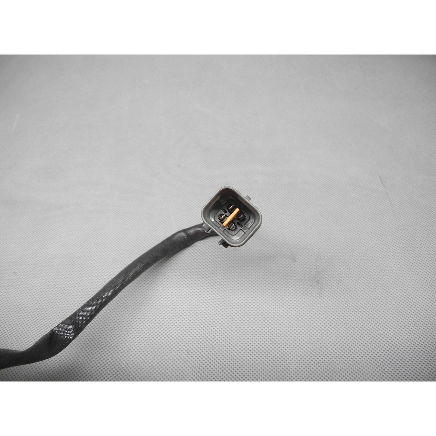 OE GENUINE Lambda Oxygen Sensor F00E262204 For 2003-2008 Hyundai Tiburon 2.7L