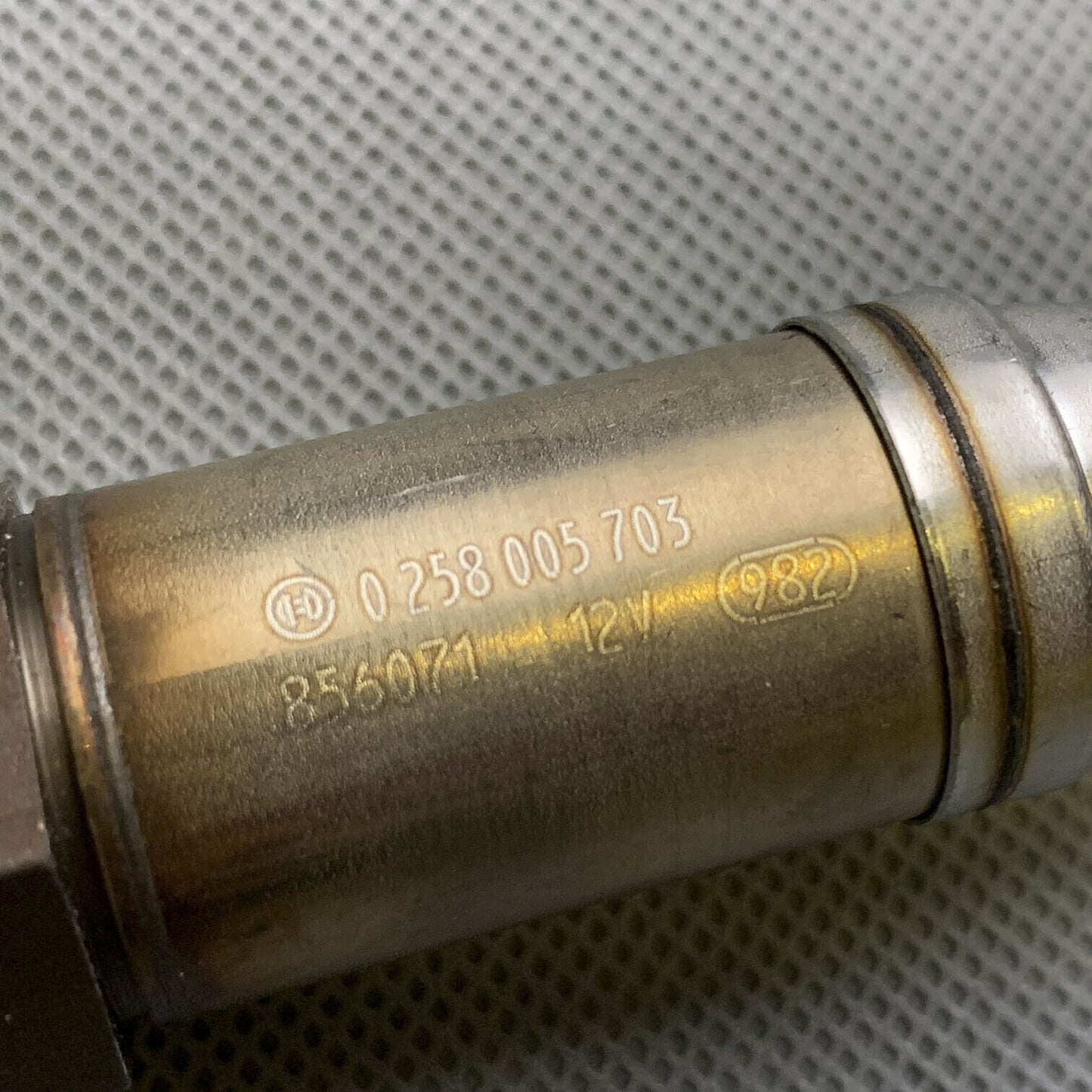 0258005703 Orig. Véritable Oxygène Capteur O2 Pour Acura Oldsmobile Isuzu