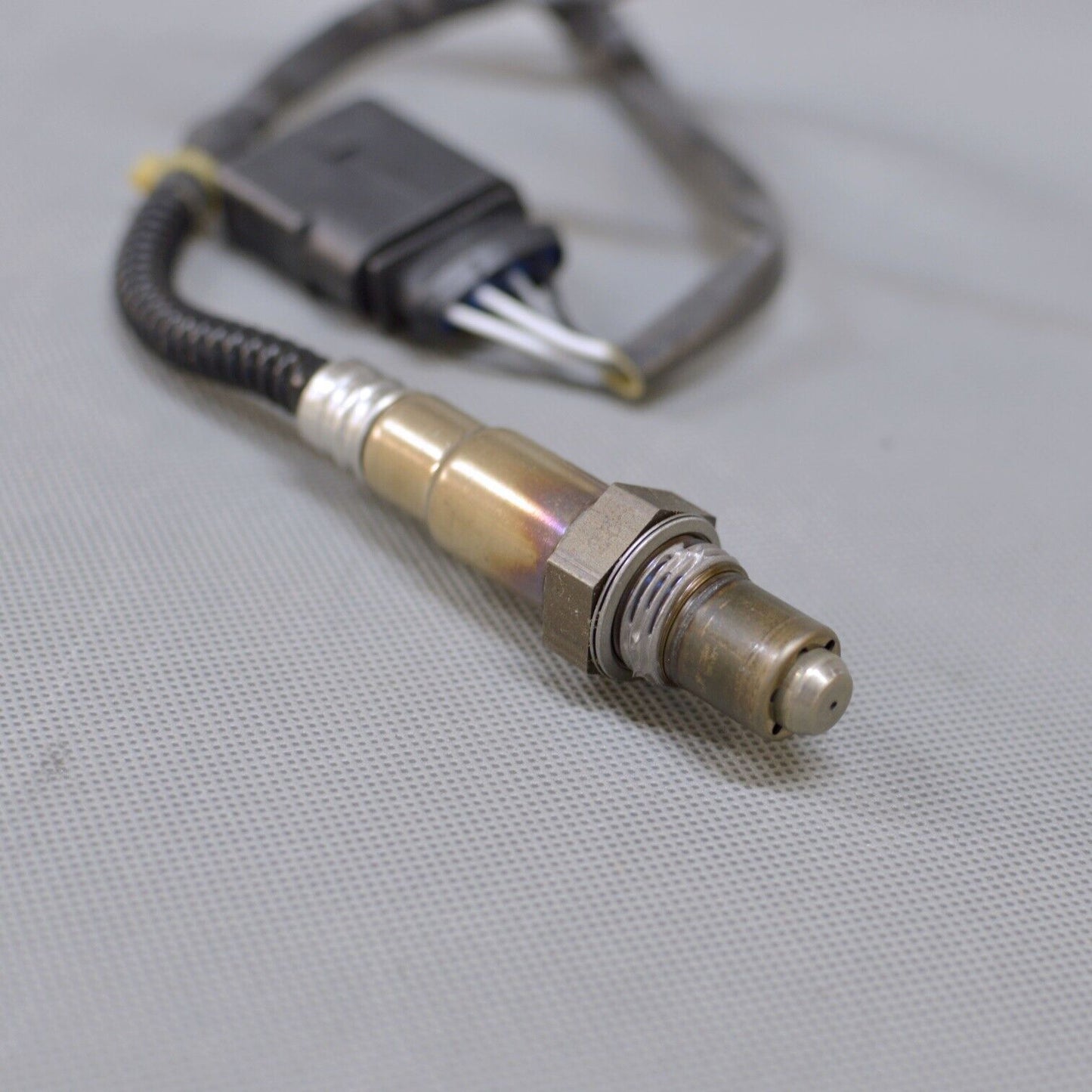 16586 Orig. Oxygen Sensor O2 Para Porsche 2004-2006 Cayenne 3.2L Delantero Right