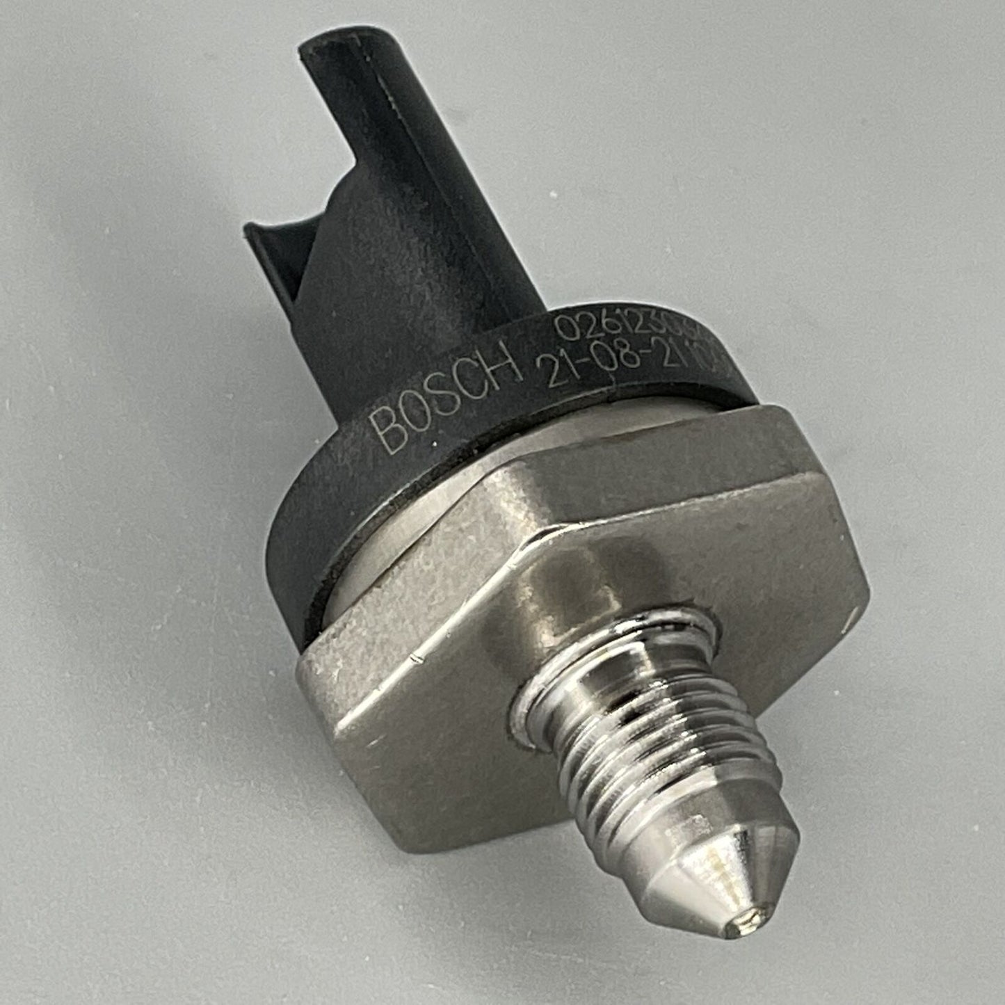 Bosch Fuel Pressure Sensor For 2008-2021 BMW 5 6 M series Rolls-Royce 0261230348