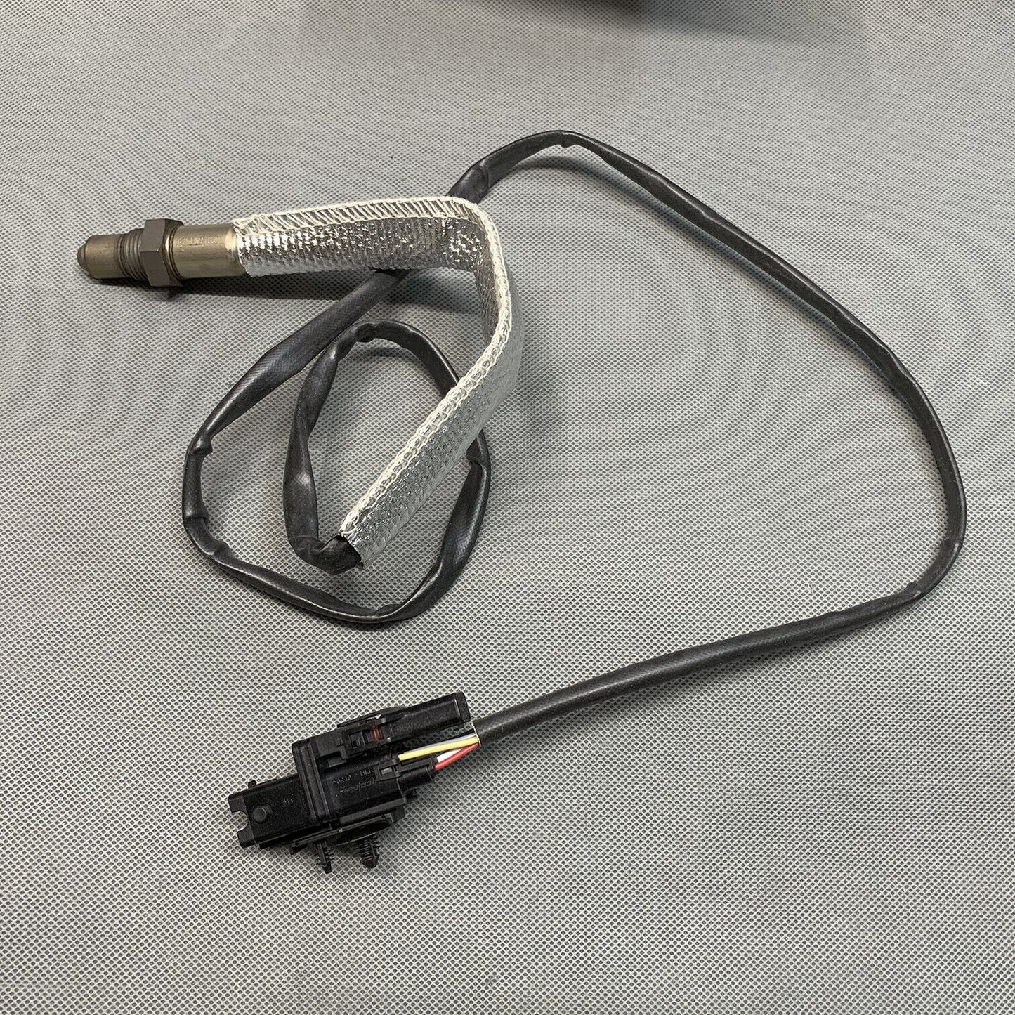 17070 EO GENUINE Oxygen Sensor O2 Fits Volvo S60 C70 S70 V70 2.3/2.4L Upstream