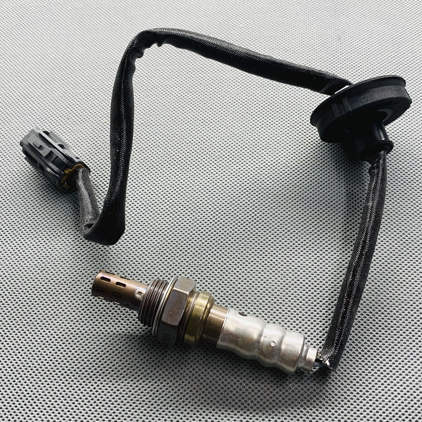 13745 OE Germany Oxygen Sensor Fits Hyundai Elantra Mitsubishi Precis Downstream