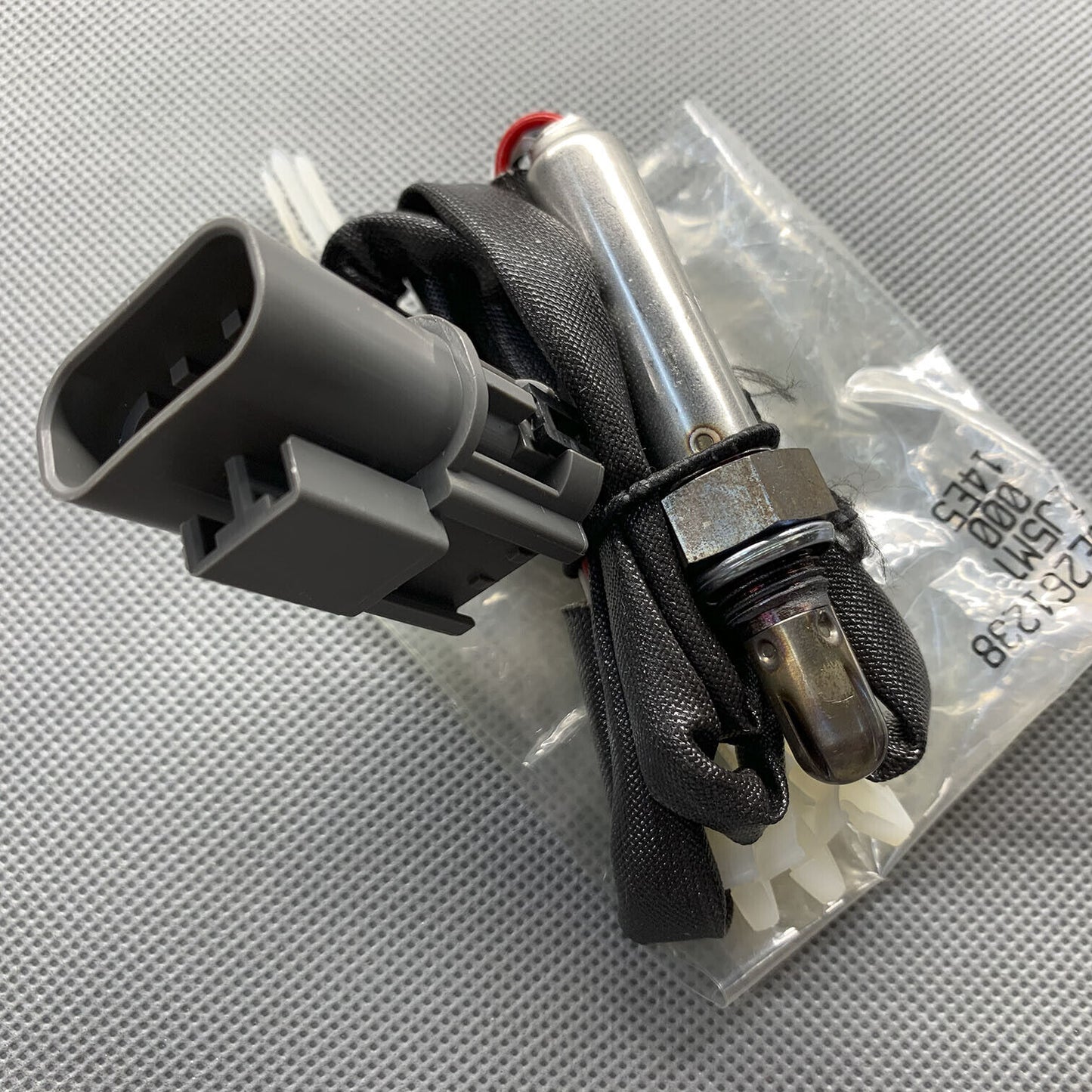 OE GENUINE Lambda Oxygen Sensor 13972 For MERCURY VILLAGER NISSAN QUEST 3.0L