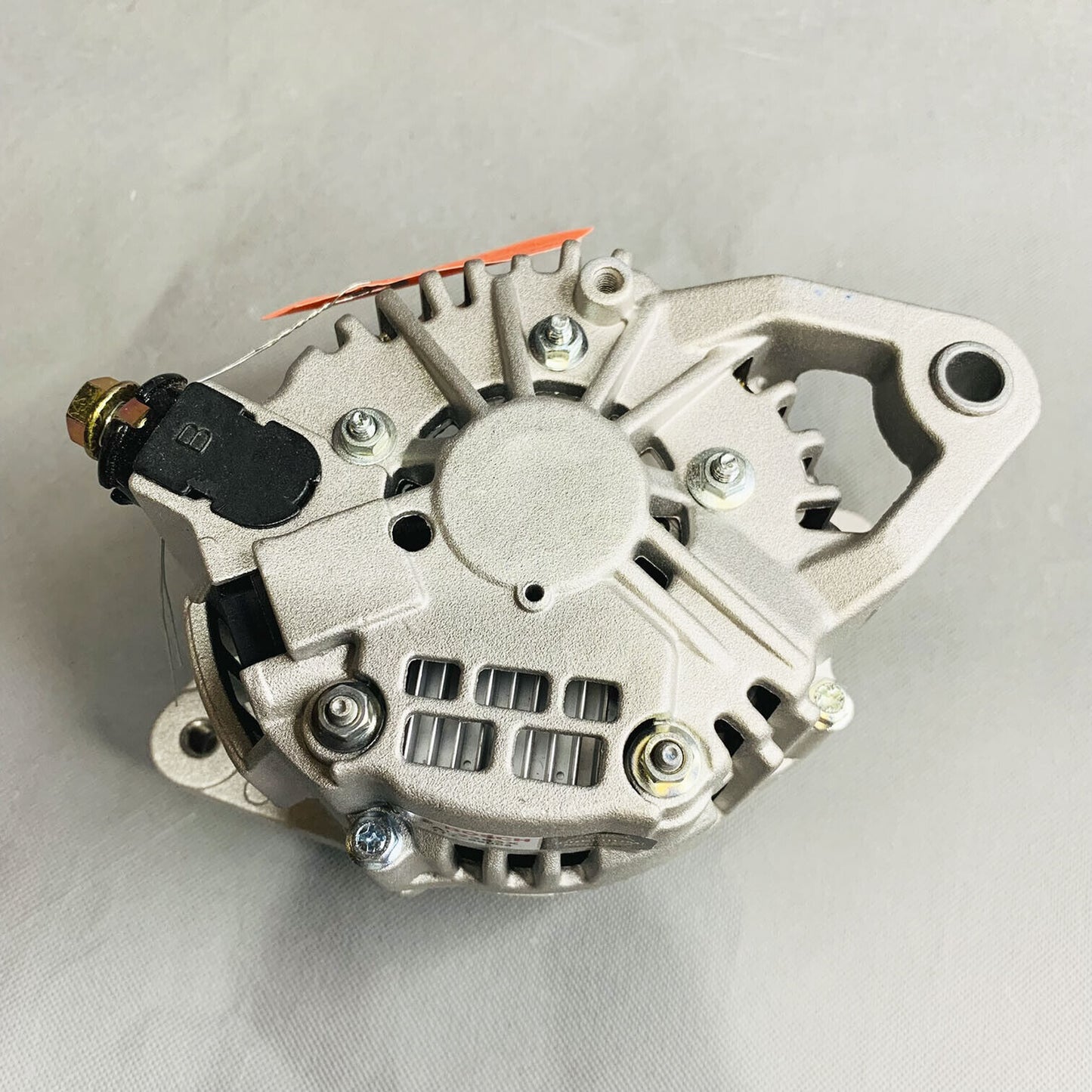 BOSCH Remanufacturado Alternador Para 1995-1997 Nissan Camioneta 2.4L AL2363X