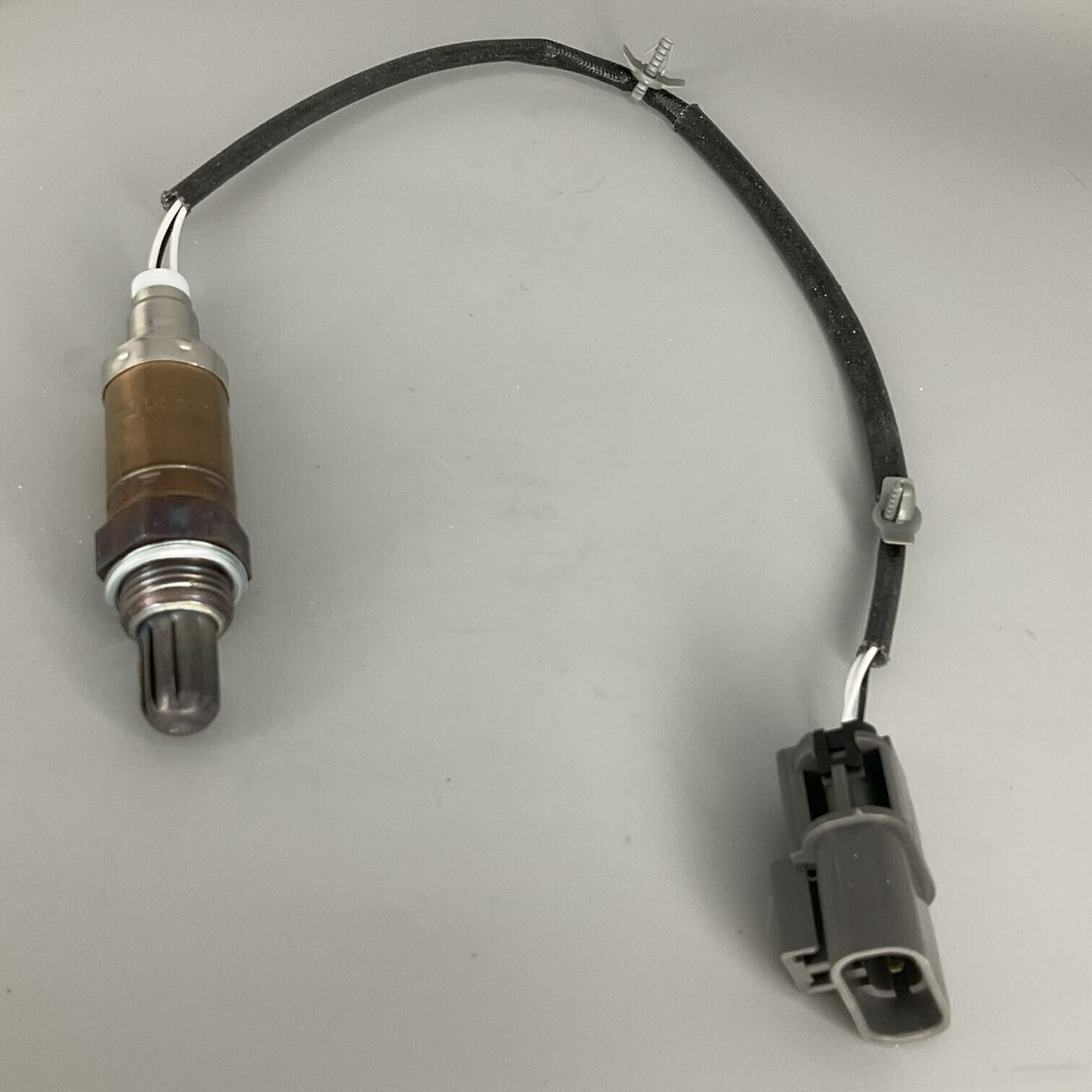 OE GENUINE Lambda Oxygen Sensor For Nissan Pathfinder 3.3L 22690-10Y10