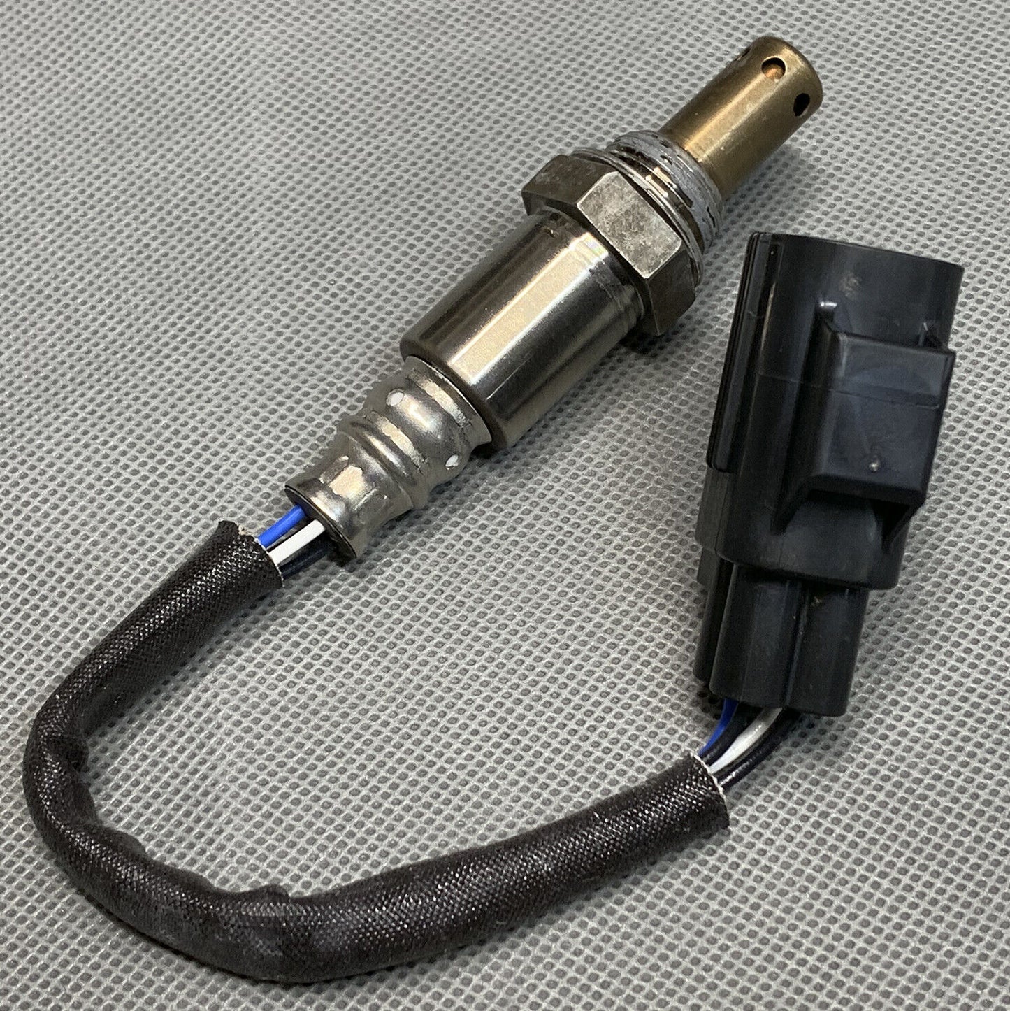 Air Fuel Ratio Oxygen Sensor O2 234-9075 For 2005-2009 Land Rover LR3 4.4/4.0L