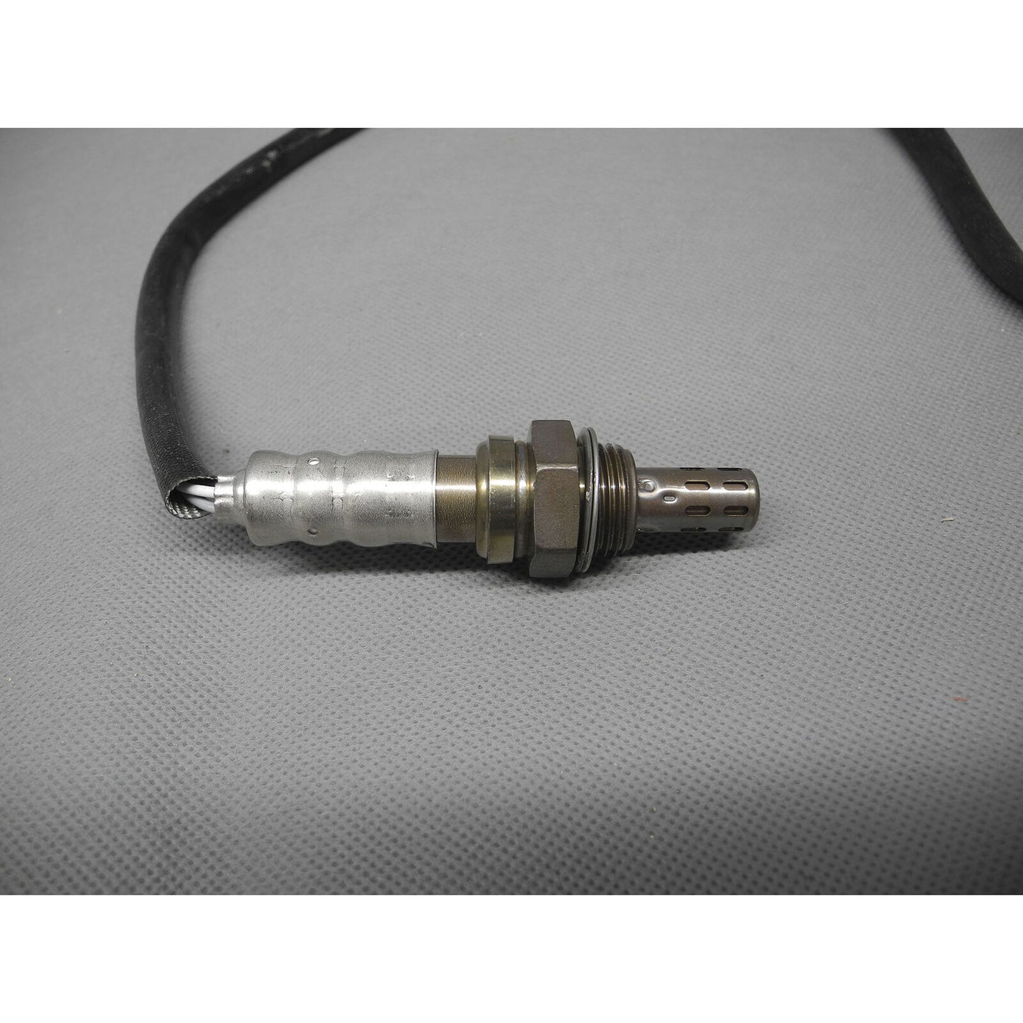 OE GENUINE Lambda Oxygen Sensor 15665 For 2002-2006 Nissan 3.5L Infiniti 4.5L