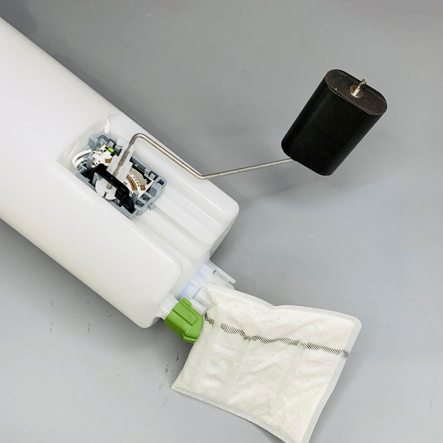OE Bosch Fuel Pump Module Assembly 67743 For 2003-2007 Dodge Caravan 3.3L