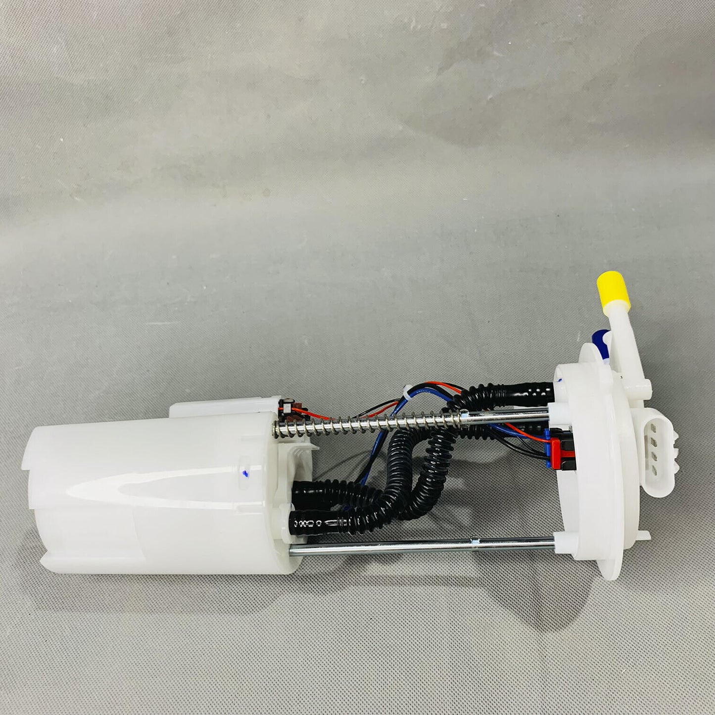 BOSCH GENUINE Fuel Pump For 1998-2000 Cadillac Escalade Chevrolet GMC 5.7L 67368
