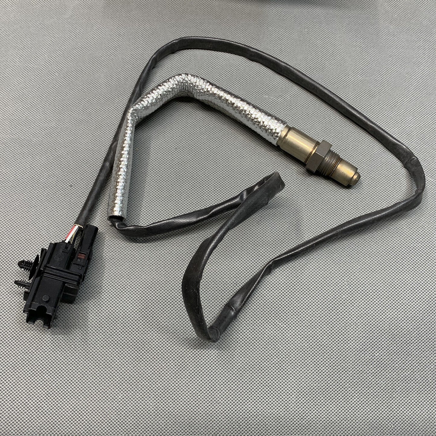17070 EO GENUINE Oxygen Sensor O2 Fits Volvo S60 C70 S70 V70 2.3/2.4L Upstream