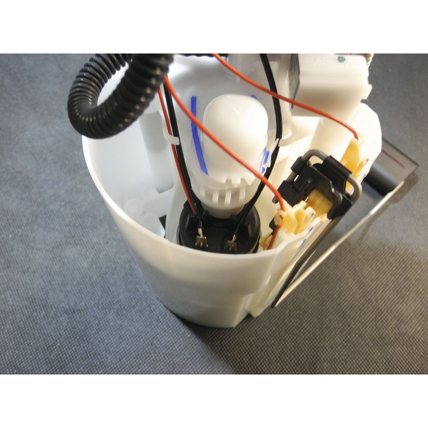 Motorcraft Fuel Pump For 2014-18 Ford Transit Connect 2.5L 0580200345 DV6Z9H307F