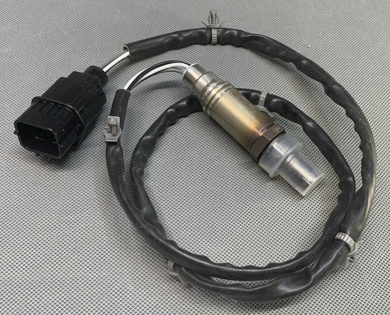 EO GENUINE Oxygen Sensor Downstream 13374 Fits Infiniti I30 Nissan Maxima 3.0L