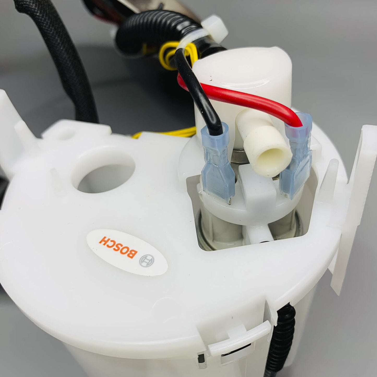 OE Bosch Fuel Pump Module Assembly 67142 For Ford Mustang 3.8L 4.6L 1999-2000