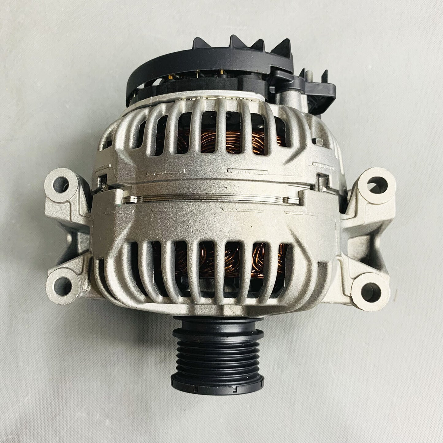 BOSCH Reman Alternator For 02-06 Dodge Freightliner Sprinter 2500 3500 AL0798X
