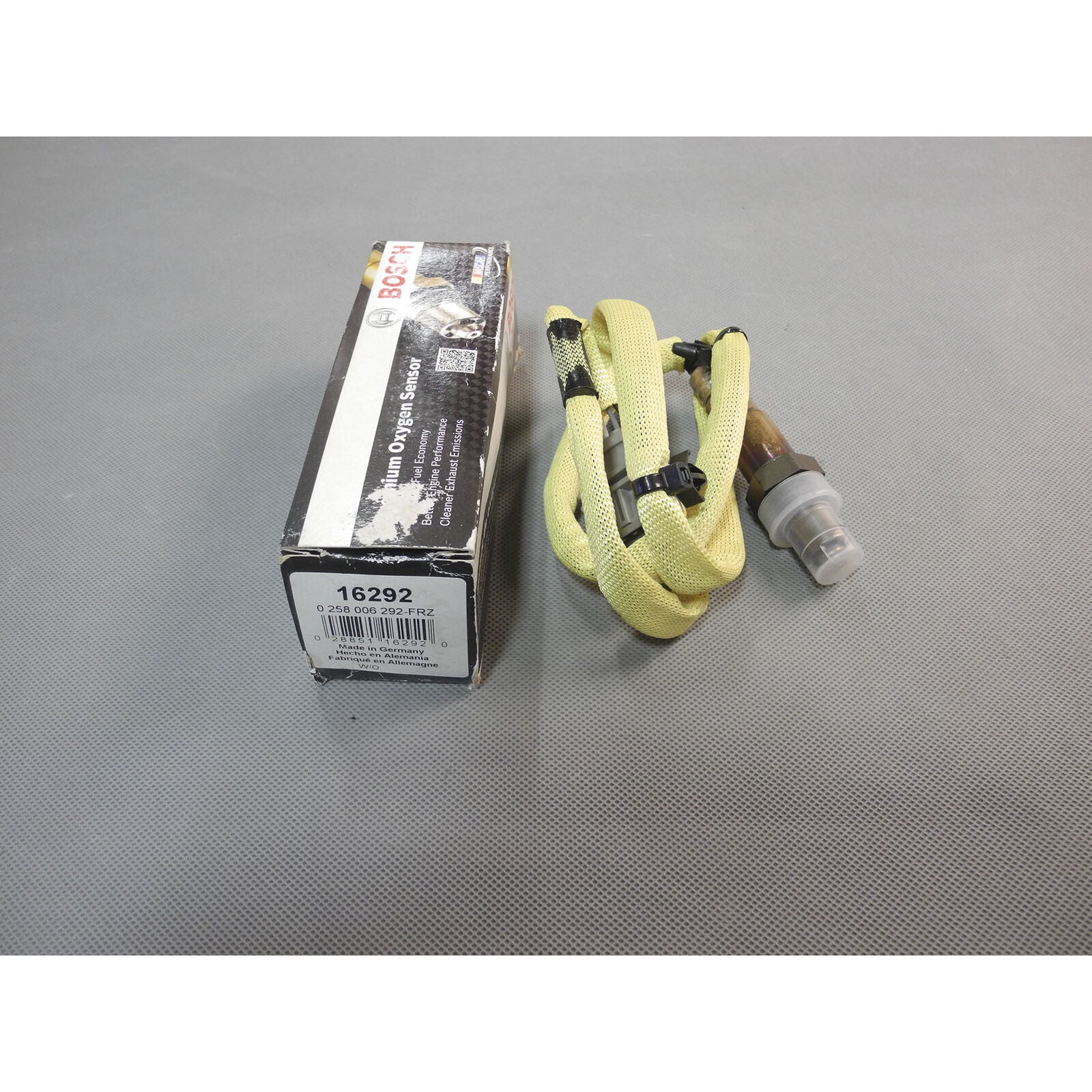 Standard Motor Products Oxygen Sensor SG40T – Direct Fit For Multiple GM & Ford Models