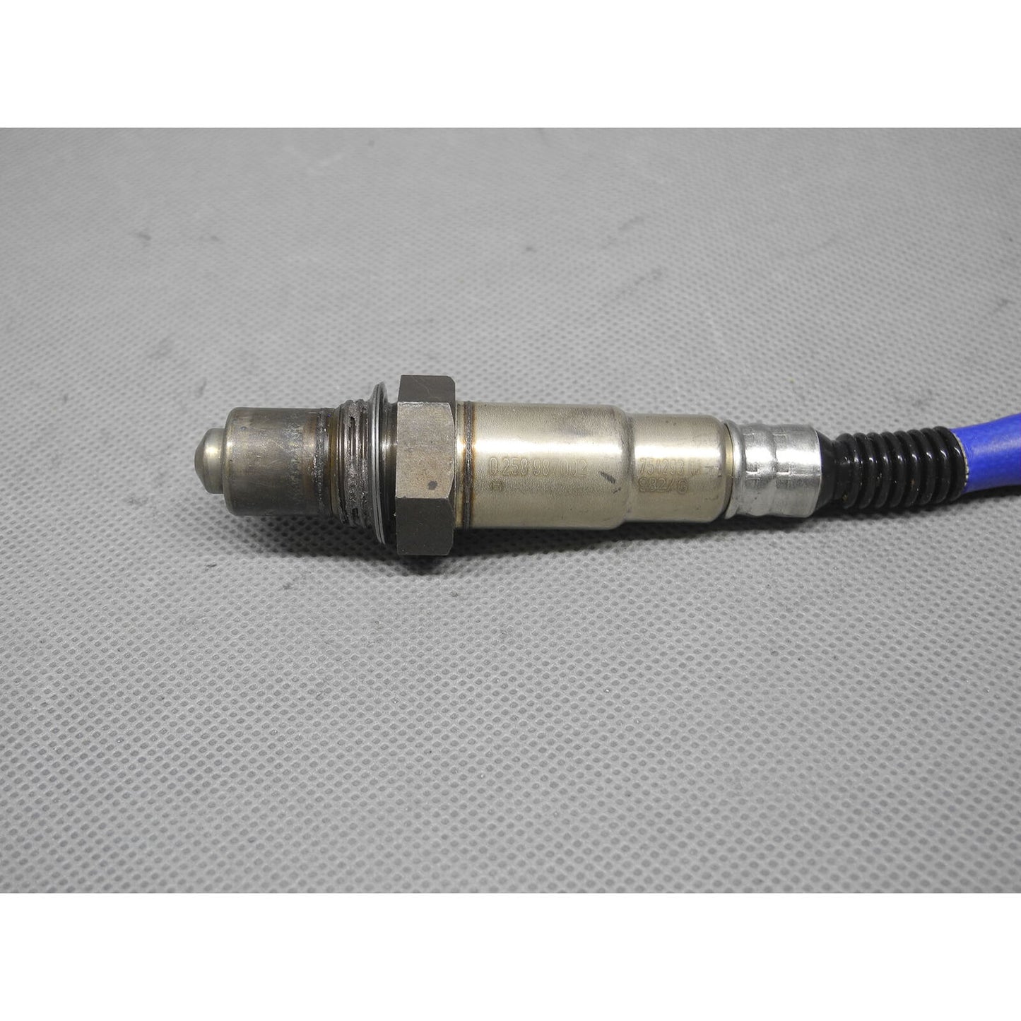 OE GENUINE Lambda Oxygen Sensor 0258987002 For Cadillac CTS SRX