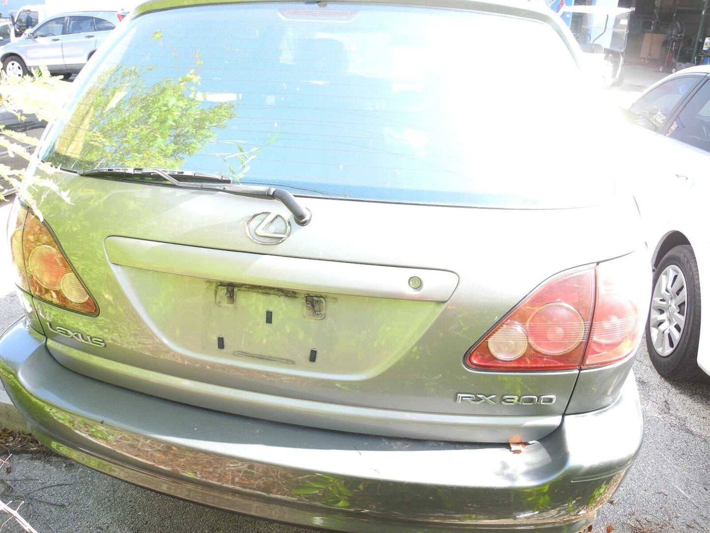 1999 2000 2001 2002 2003 LEXUS RX LEFT TAIL LAMP