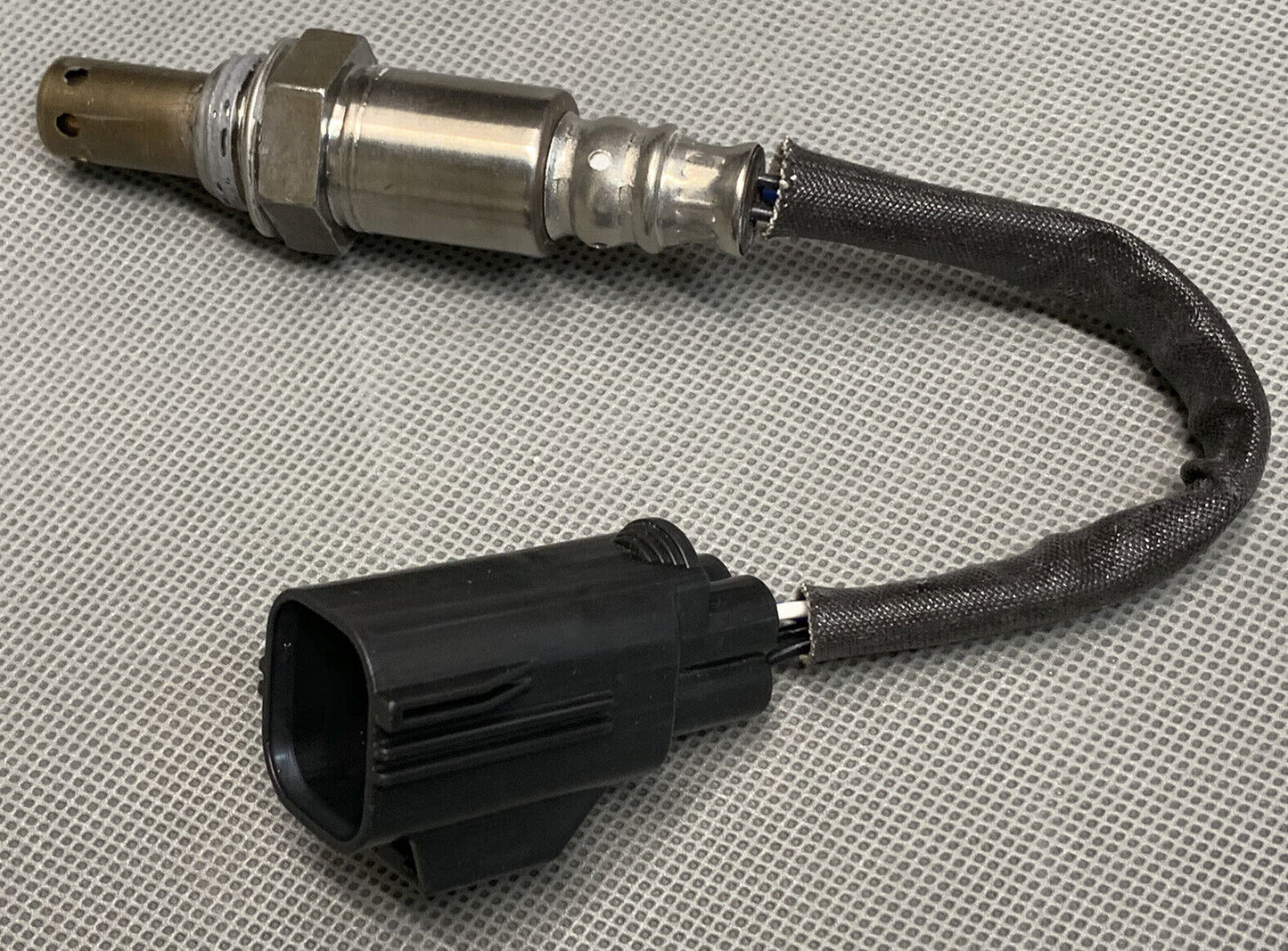 Air Fuel Ratio Oxygen Sensor O2 234-9075 For 2005-2009 Land Rover LR3 4.4/4.0L