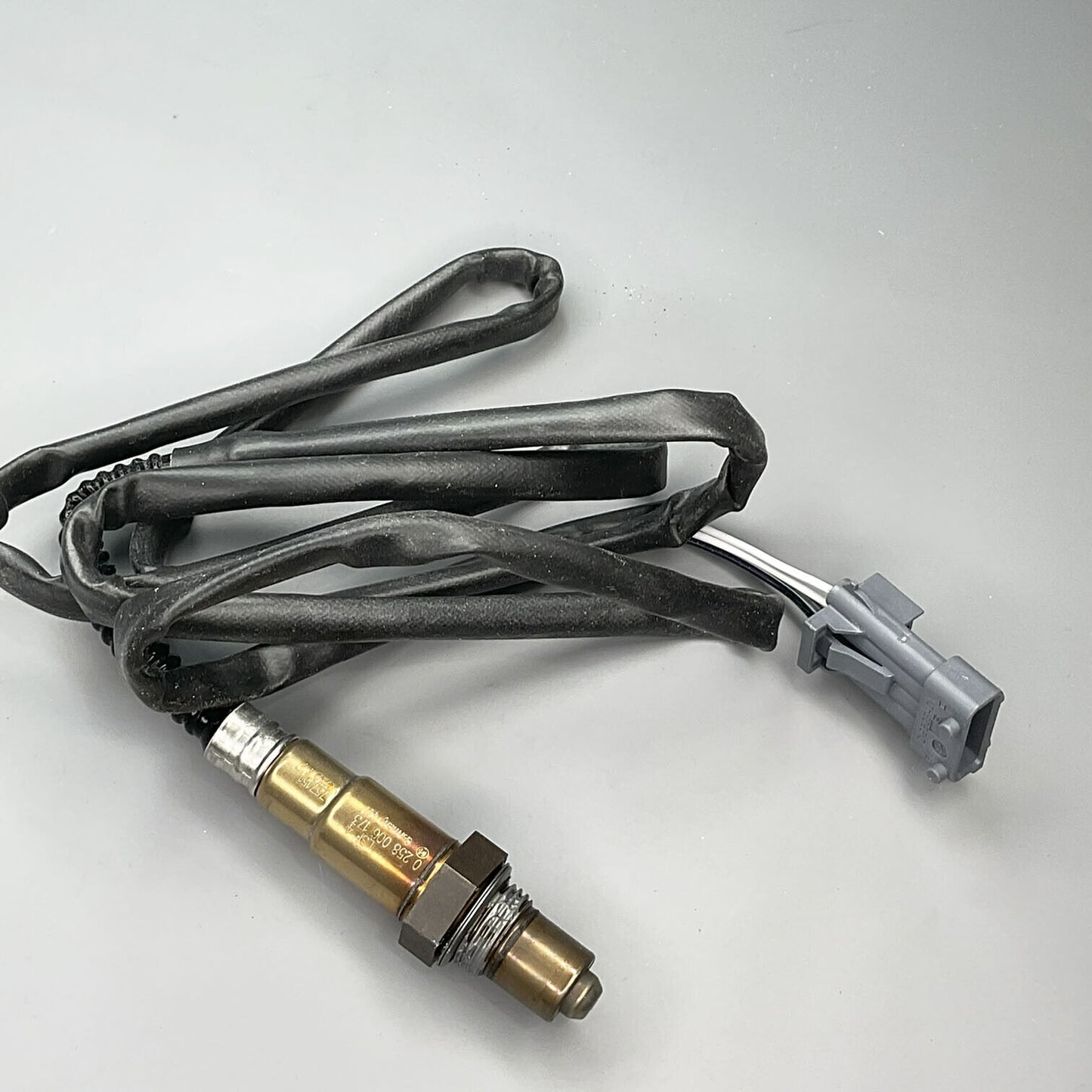 Orig. Oxygen Sensor 16173 Para Saab 2000 2001 2002 2003 9-5 3.0L Delantero