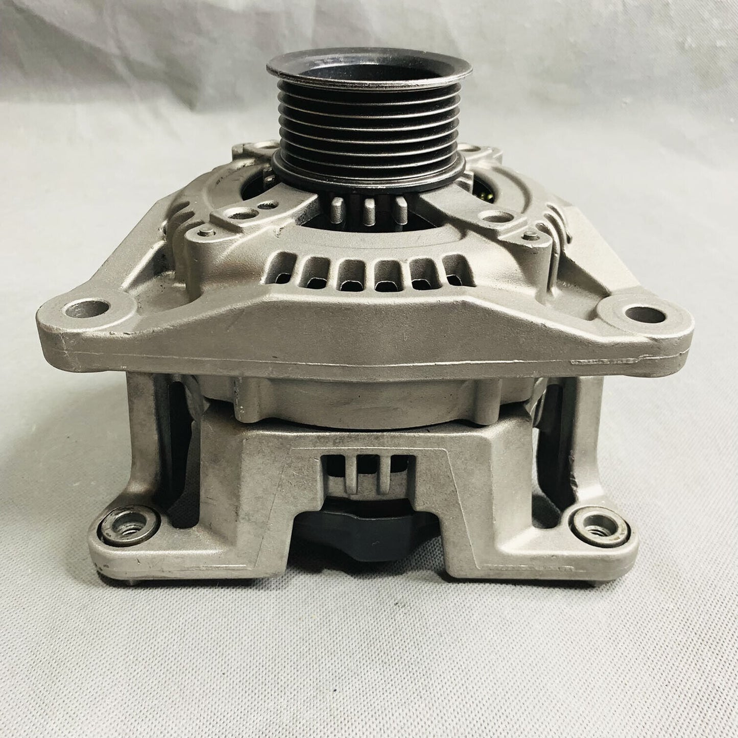 BOSCH Reman Alternator For 2003-2006 Dodge Durango Ram 1500 2500 3500 AL6452X