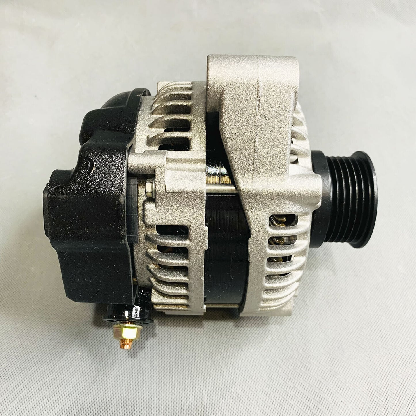 BOSCH Reman Alternatore Per 2005-2009 Land Rover LR3 Range Rover Sport AL9355X