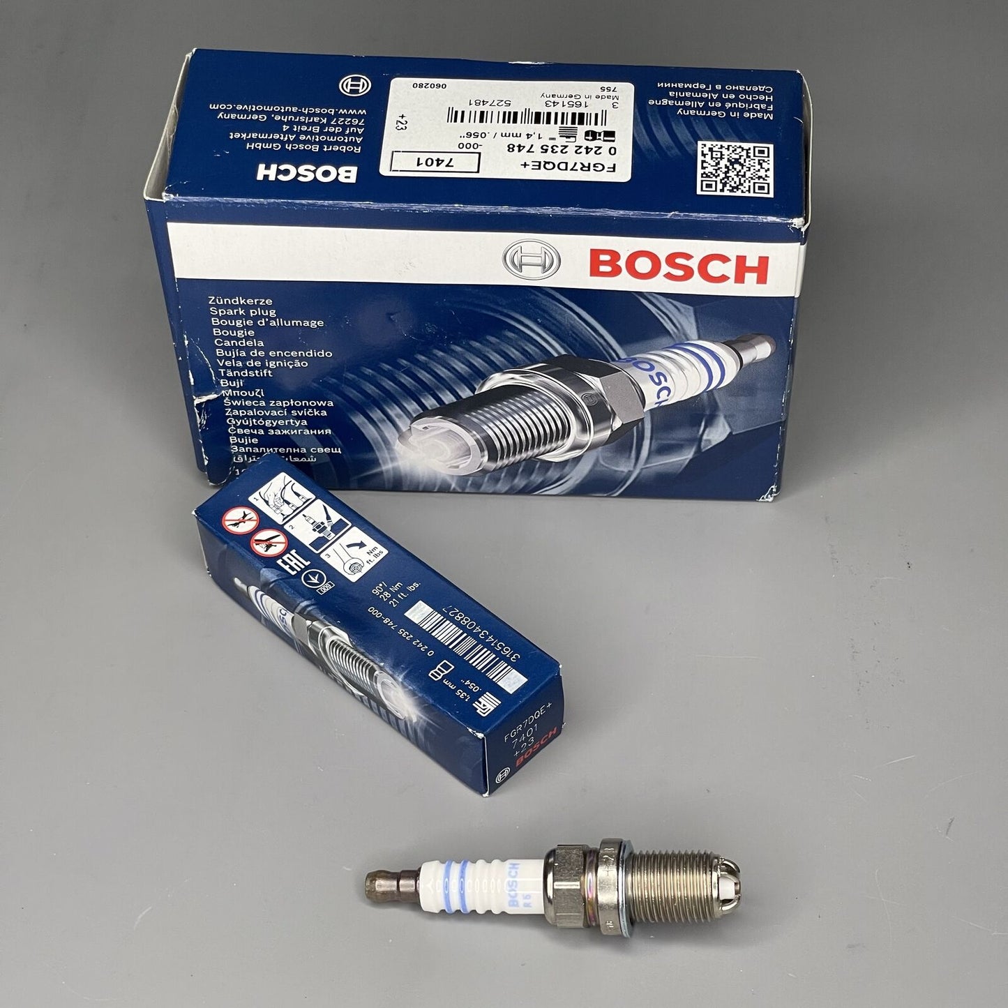 Bosch Nickel Spark Plug 7401 For AUDI A4 A6 S4 PEUGEOT 405 VW PASSAT VOLVO 960