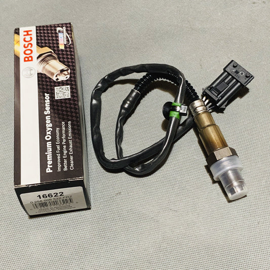 NEW Bosch OEM Oxygen Sensor 16622 for 1999-2004 Volvo C70/ 1999-2000 S70 V70 L5