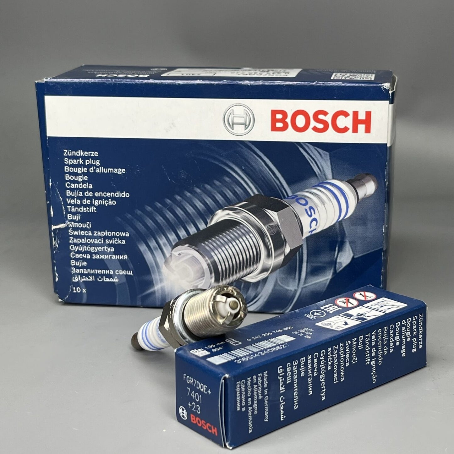 Bosch Nickel Spark Plug 7401 For AUDI A4 A6 S4 PEUGEOT 405 VW PASSAT VOLVO 960