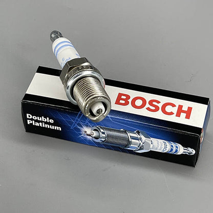 BOSCH GENUINE Platinum Spark Plug For Volvo XC90 C70 S40 S60 Chrysler Cirrus