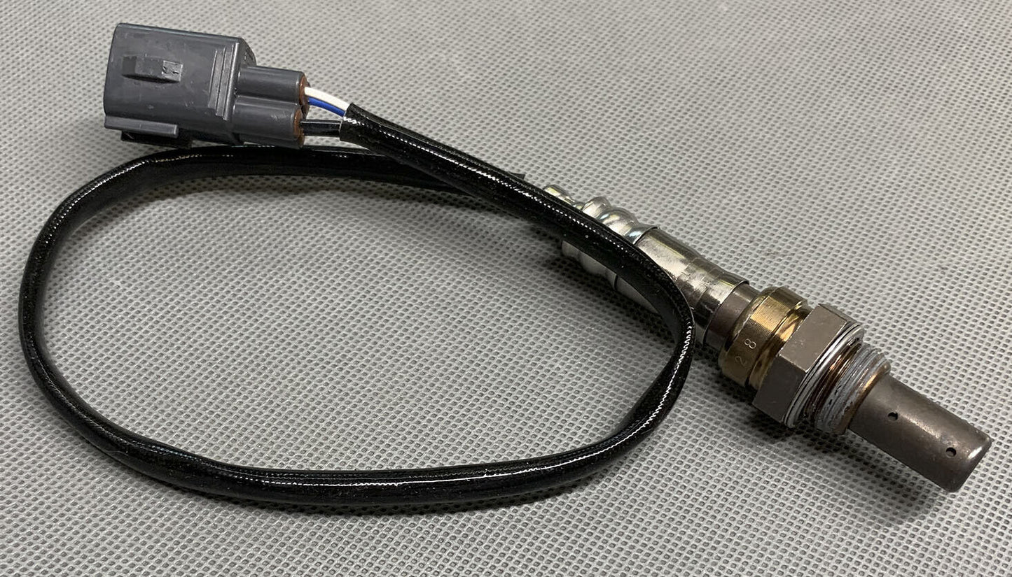 Air Fuel Oxygen Sensor O2 234-9021 For Toyota Avalon Sienna Lexus ES300 3.0L