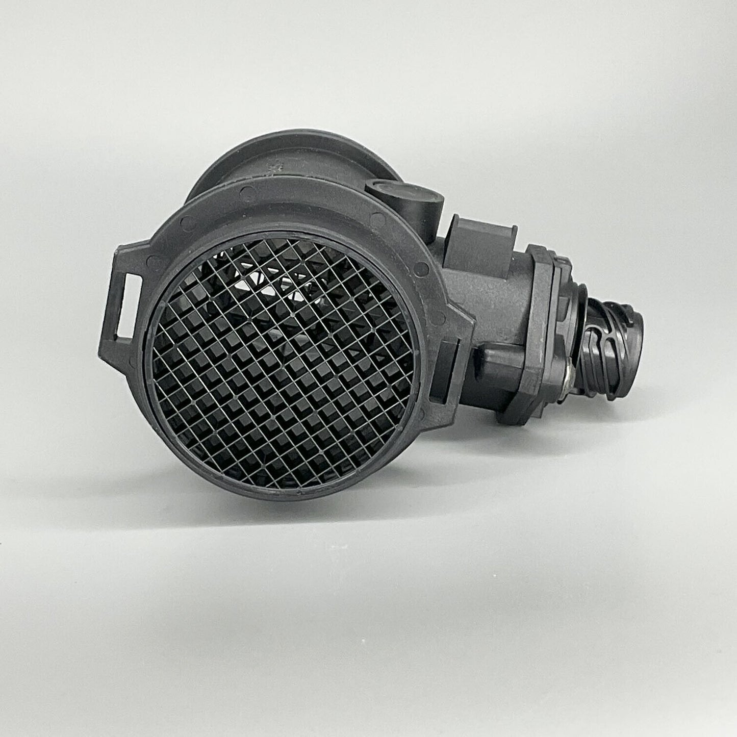 Bosch Mass Air Flow Sensor For 1995-2001 BMW 318i 318is 318ti 750il 0280217110