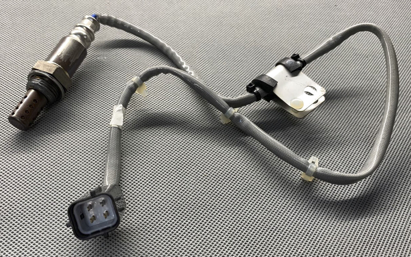 Nuevo Orig. Original Oxygen Sensor F00E.262.778-F2E Para 2005 Mazda 6 2.3L