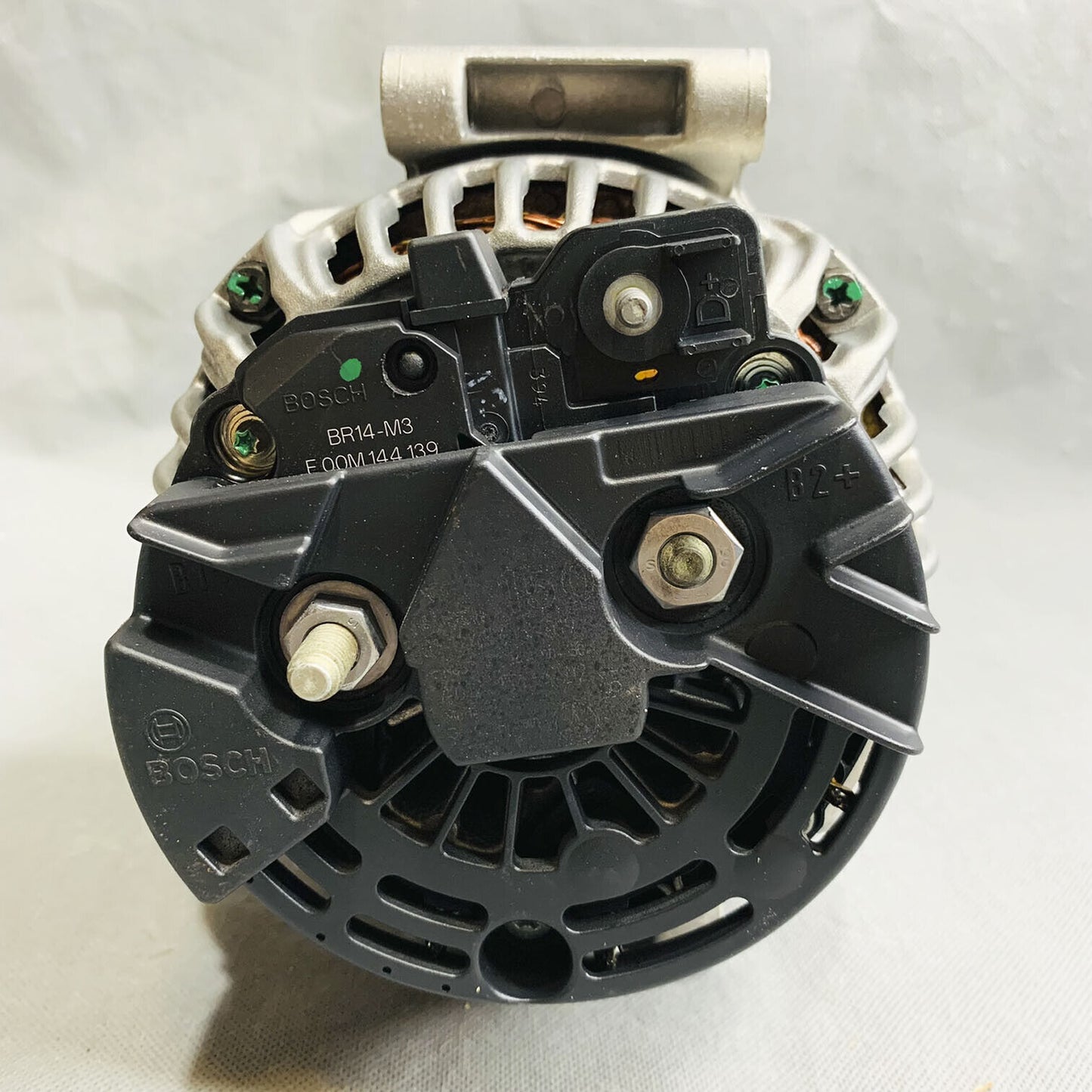 BOSCH Reman Alternatore Per 02-06 Dodge Freightliner Sprinter 2500 3500 AL0798X
