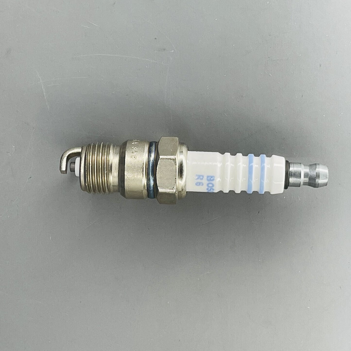 Bosch Yttrium Spark Plug 7585 HR10BC 2PCS For Chevy Buick GMC Oldsmobile Pontiac
