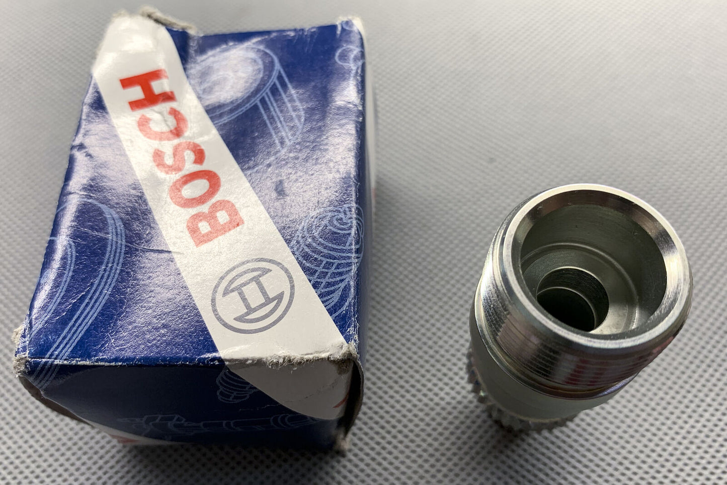 Bosch Valve Holder For 2413371090 Brand New