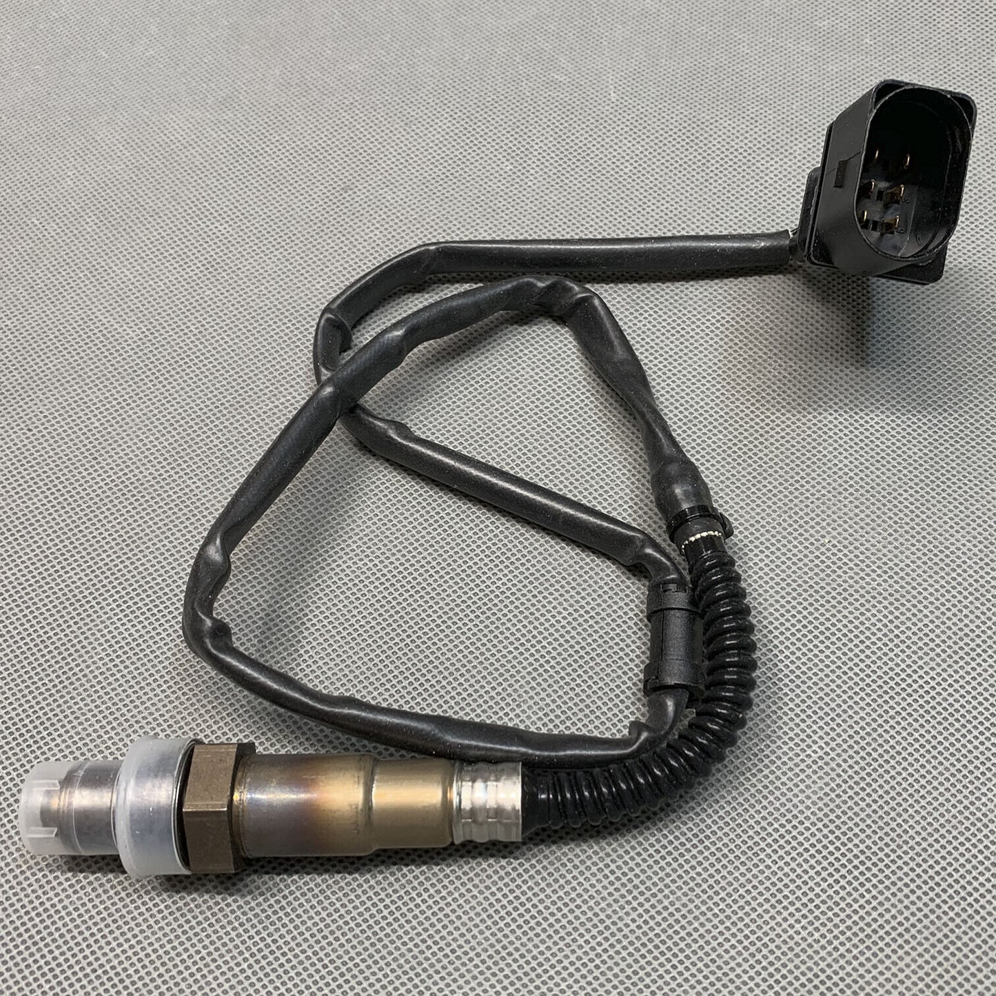 0258007057 OE GENUINE Oxygen Sensor O2 Upstream Fits 1999-2005 Volkswagen Jetta