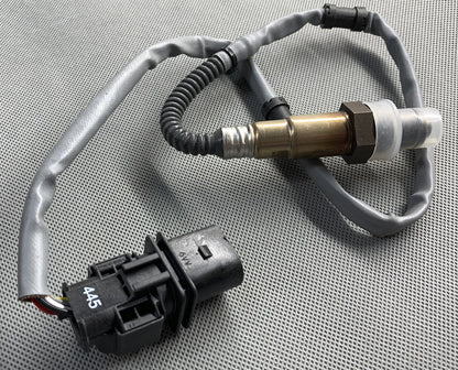 Tout Neuf Orig. Véritable Oxygène Capteur 17086 Pour Audi A3 Quattro VW EOS R32