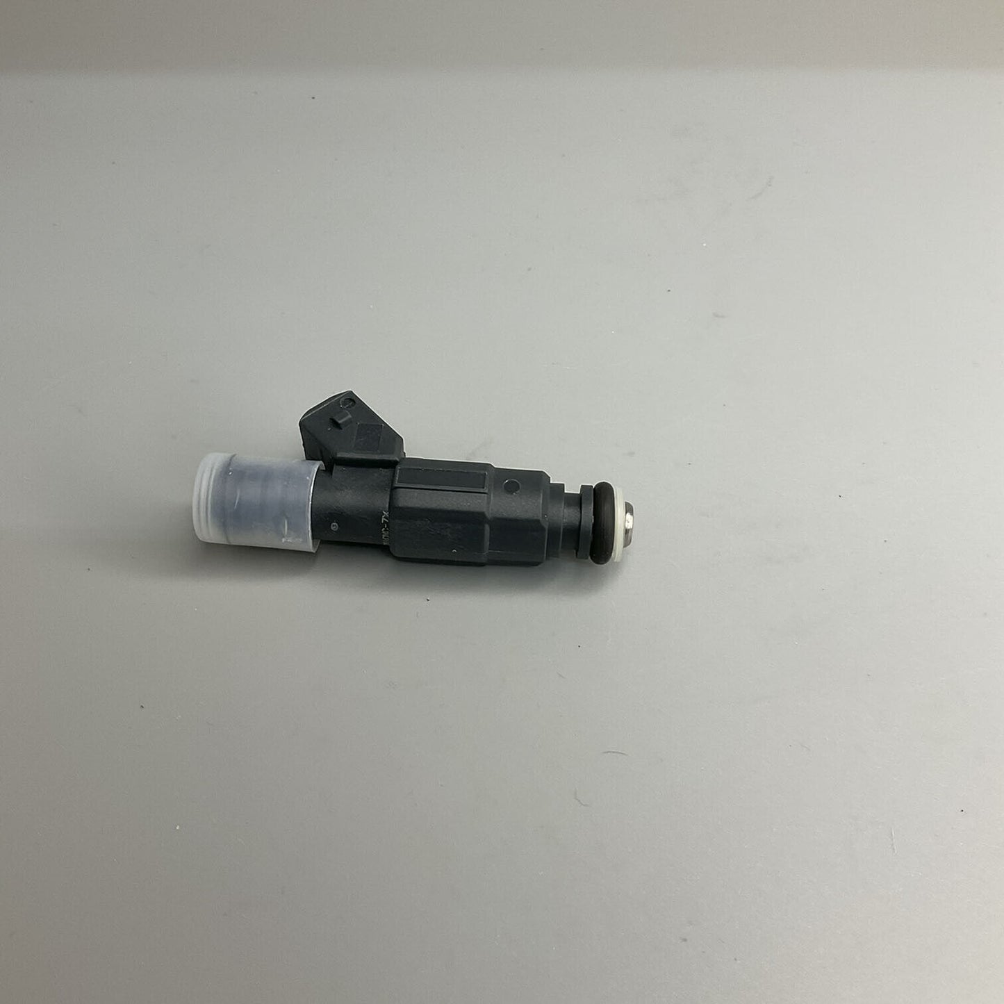 For 1983-1995 Ford Lincoln Mercury Volvo 0280155821 62354 BOSCH Fuel Injector