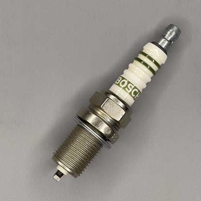 BOSCH Lawnmowers Spark Plug 4 PCS For Saturn Chevrolet Oldsmobile Mercury Ford