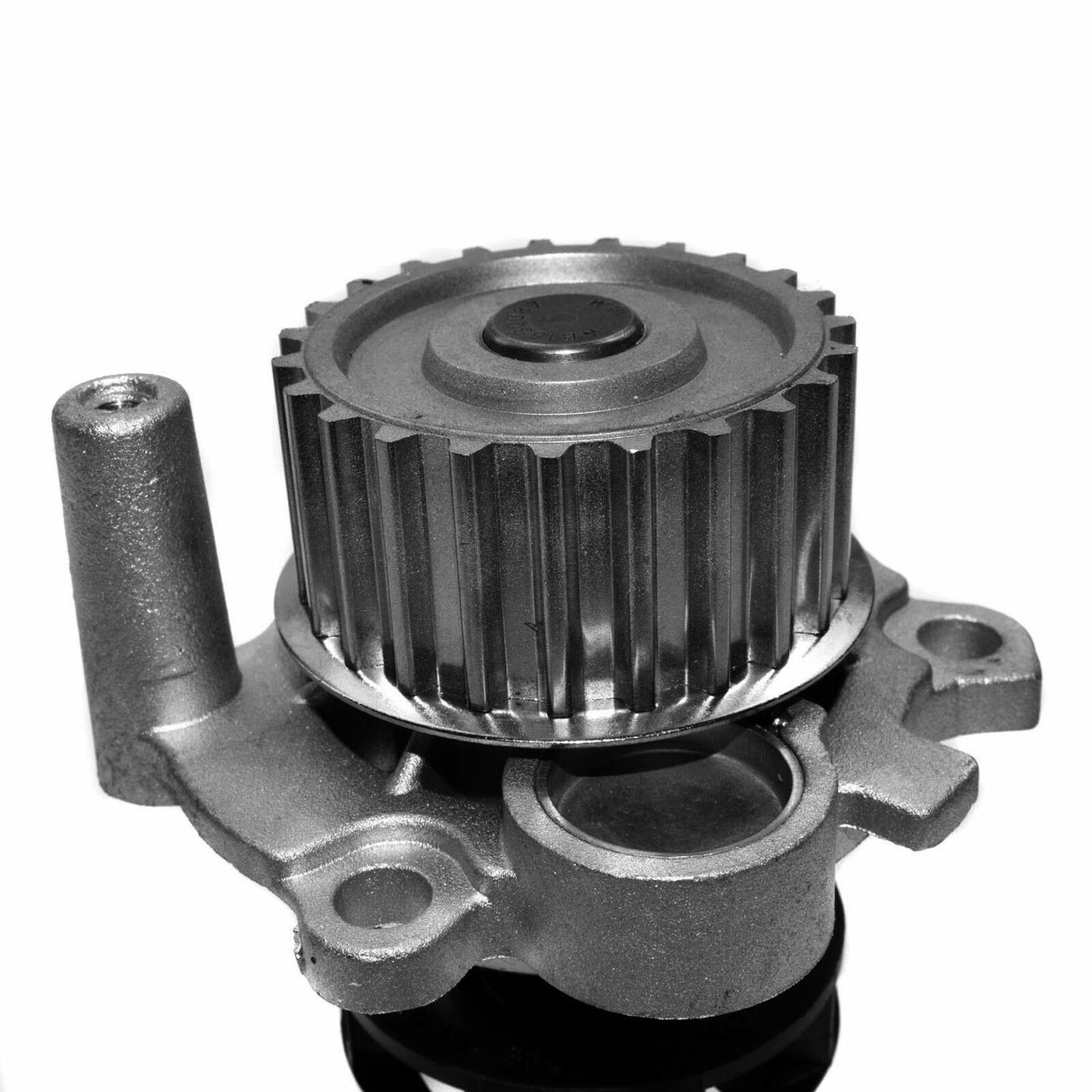 06A121011L Water Pump For Volkswagen Jetta Beetle Golf Passat Audi A4 TT 1.8 2.0