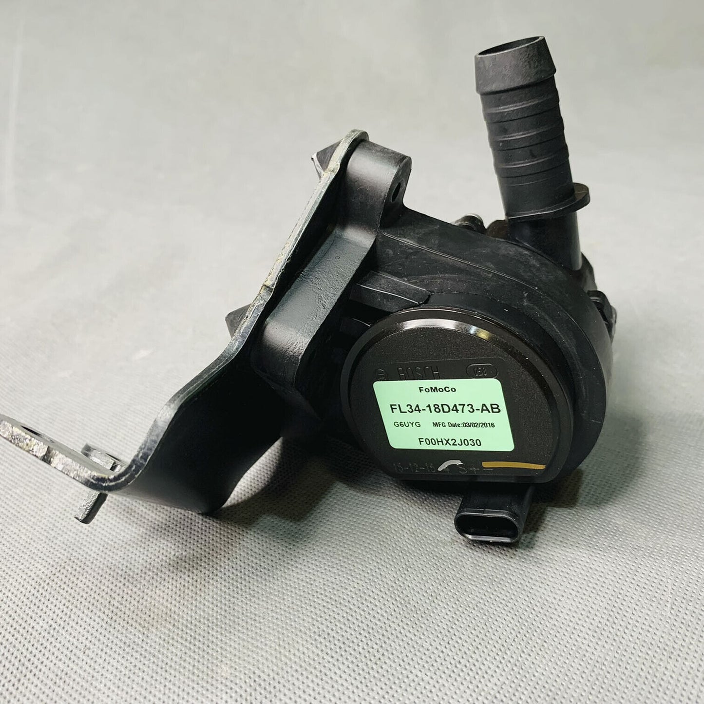 OE Bosch Auxiliar Bomba de Agua Para 2015-2017 Ford F-150 2.7L 3.5L 5.0L