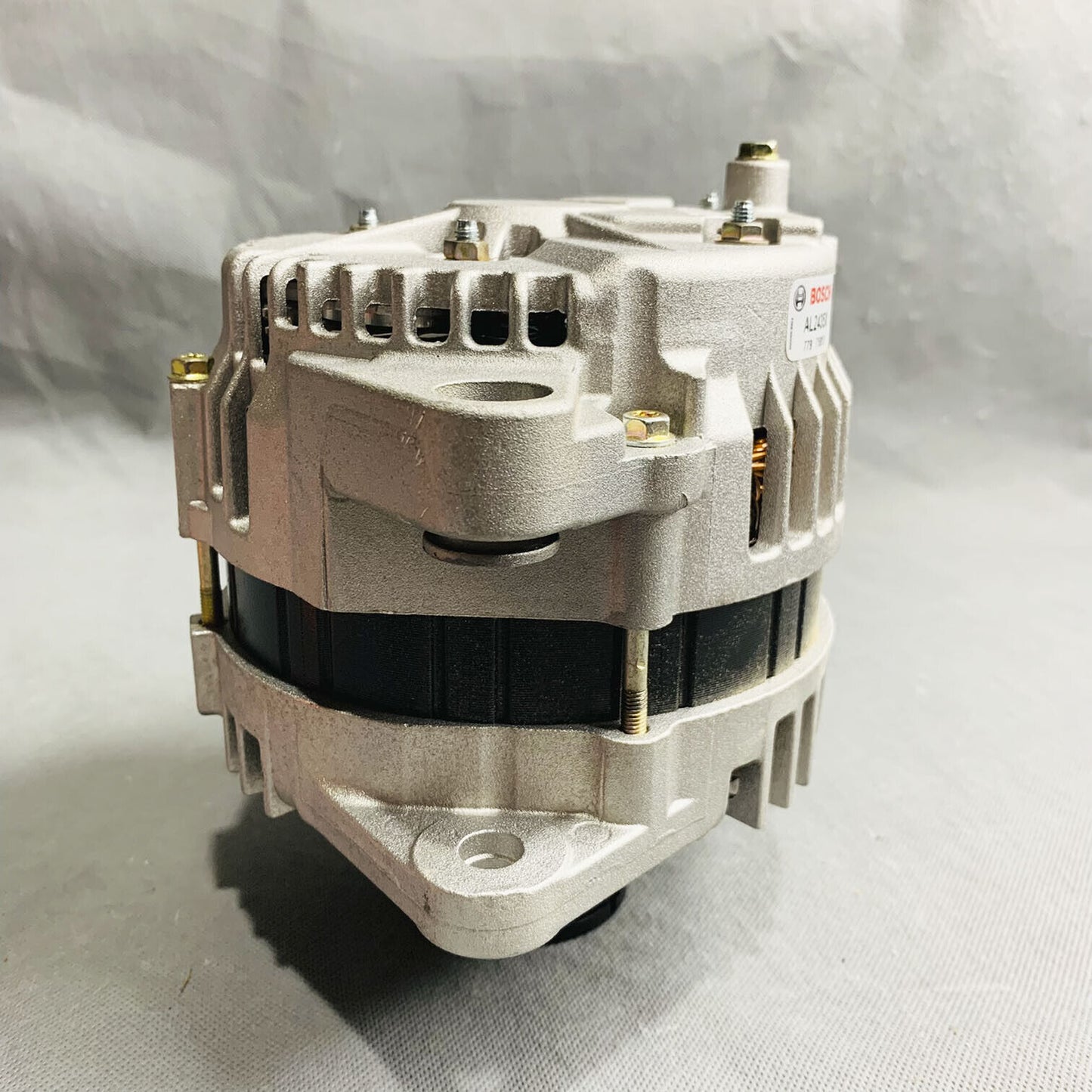 BOSCH Reman Alternator For 2005-2012 Nissan Rogue X-Trail 2.5L AL2435X