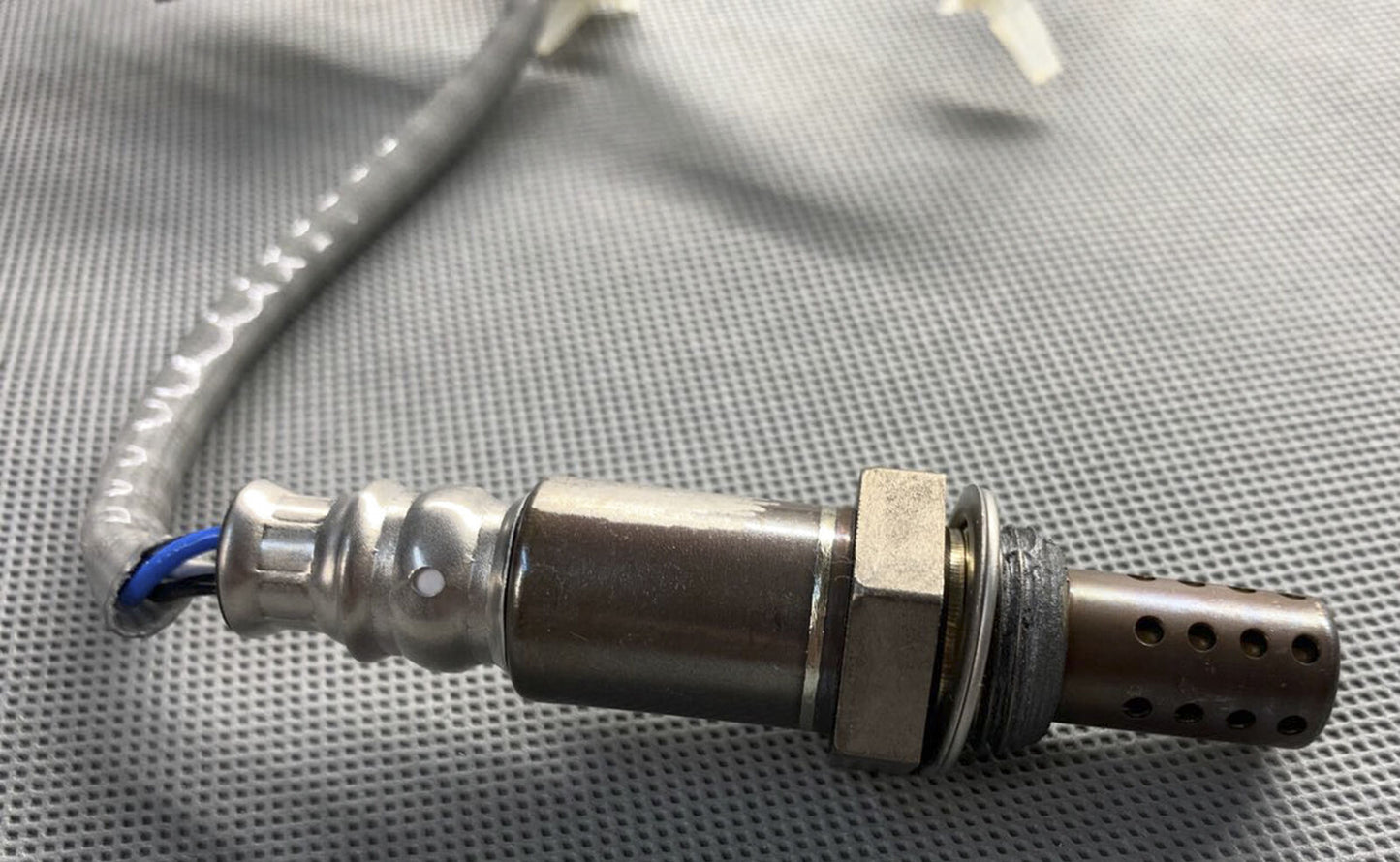 Nuevo Orig. Original Oxygen Sensor F00E.262.778-F2E Para 2005 Mazda 6 2.3L