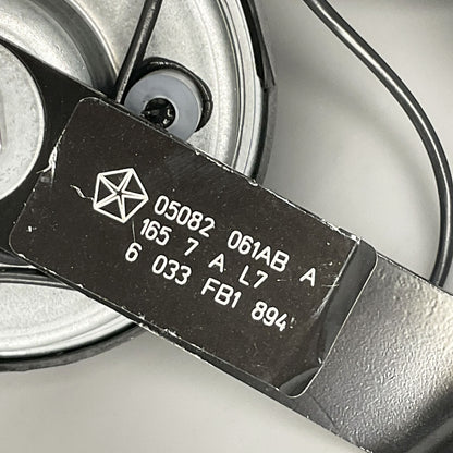Per 2005-2007 Dodge Caravan Chrysler Città & Paese OEM MOPAR Corno E Supporto