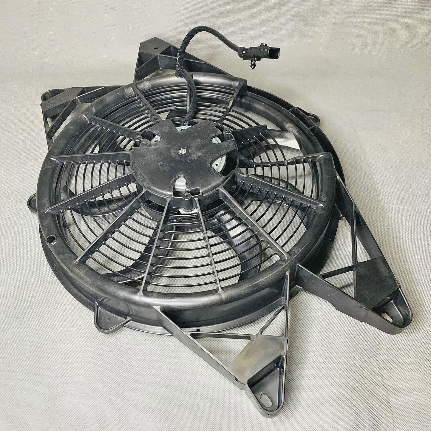 EO Bosch Electric Fan For 2004-2008 Chrysler JEEP CHEROKEE 2.8 CRD CAT (150 CV)