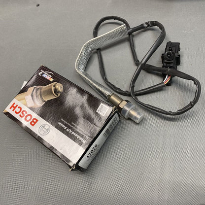 17070 EO GENUINE Oxygen Sensor O2 Fits Volvo S60 C70 S70 V70 2.3/2.4L Upstream
