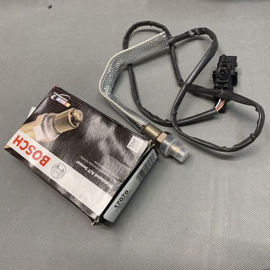 17070 EO GENUINE Oxygen Sensor O2 Fits Volvo S60 C70 S70 V70 2.3/2.4L Upstream