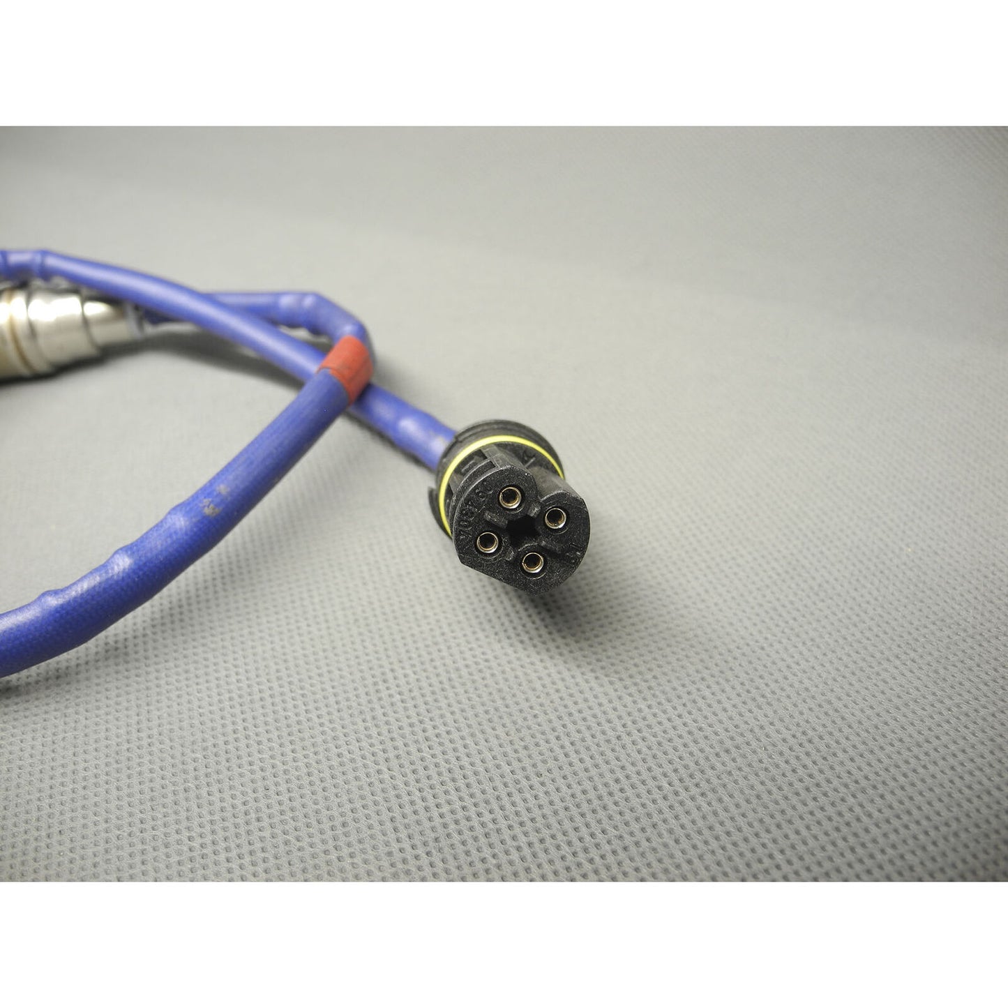 OE GENUINE Oxygen Sensor 0258003597 For 1994-1997 Mercedes-Benz E320 3.2L