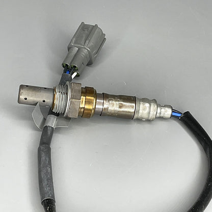 17051 EO Oxygen Sensor O2 Fits BMW 2006-2010 M5 M6 5.0L V10 Upstream