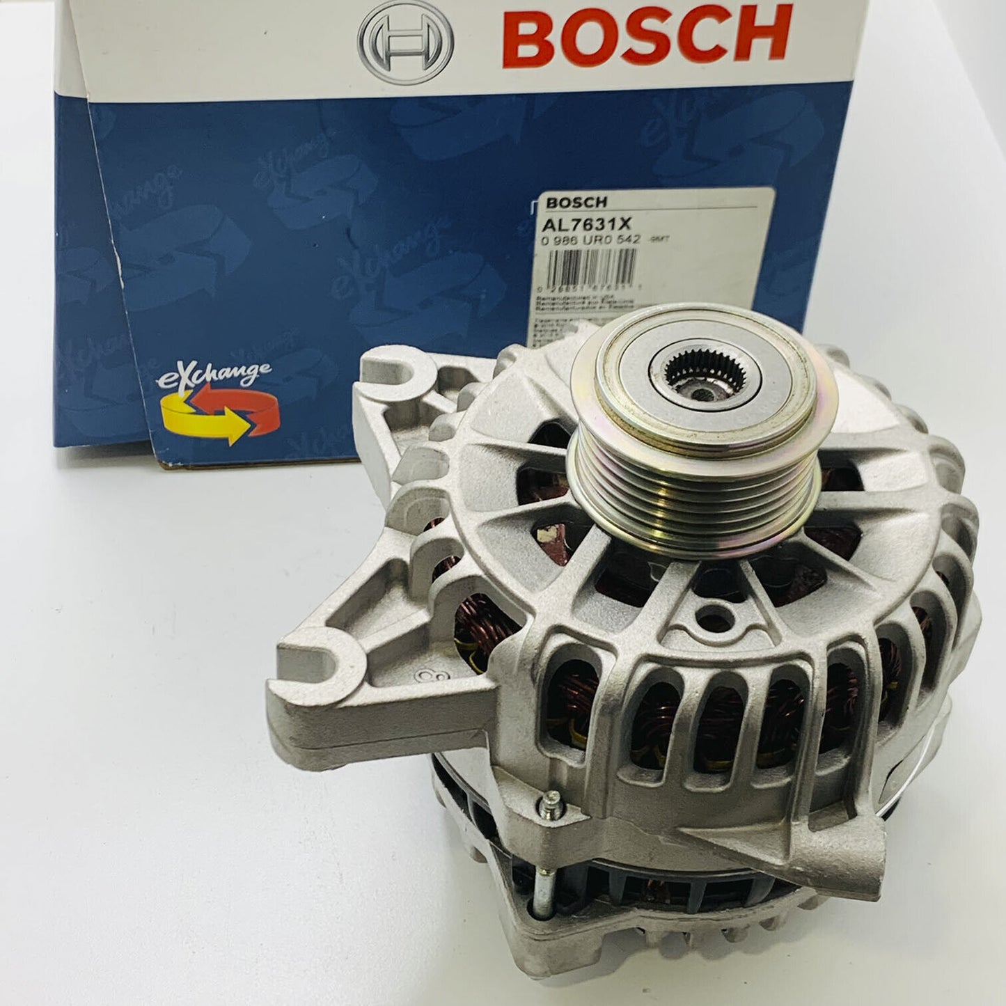 Pour 2005-2008 Ford MUSTANG V6 4.6L BOSCH Reman Alternateur AL7631X